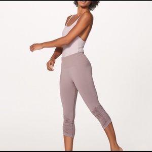 Lululemon x Taryn Toomey Crop - Size 2 EUC
